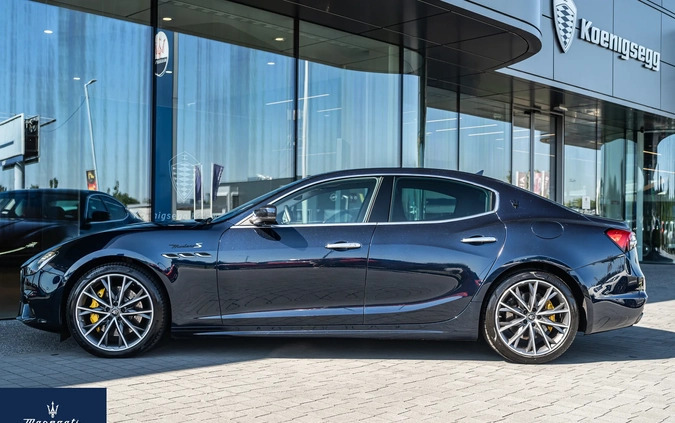 Maserati Ghibli cena 459000 przebieg: 31160, rok produkcji 2022 z Pyzdry małe 232